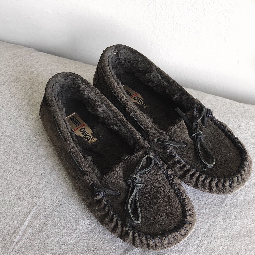 MINNETONKA • Leather Moccasins